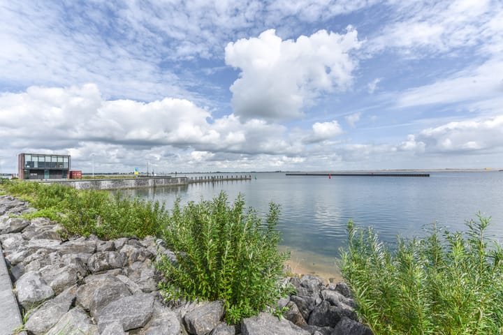 Foto 26 van Emmy Andriessestraat 405