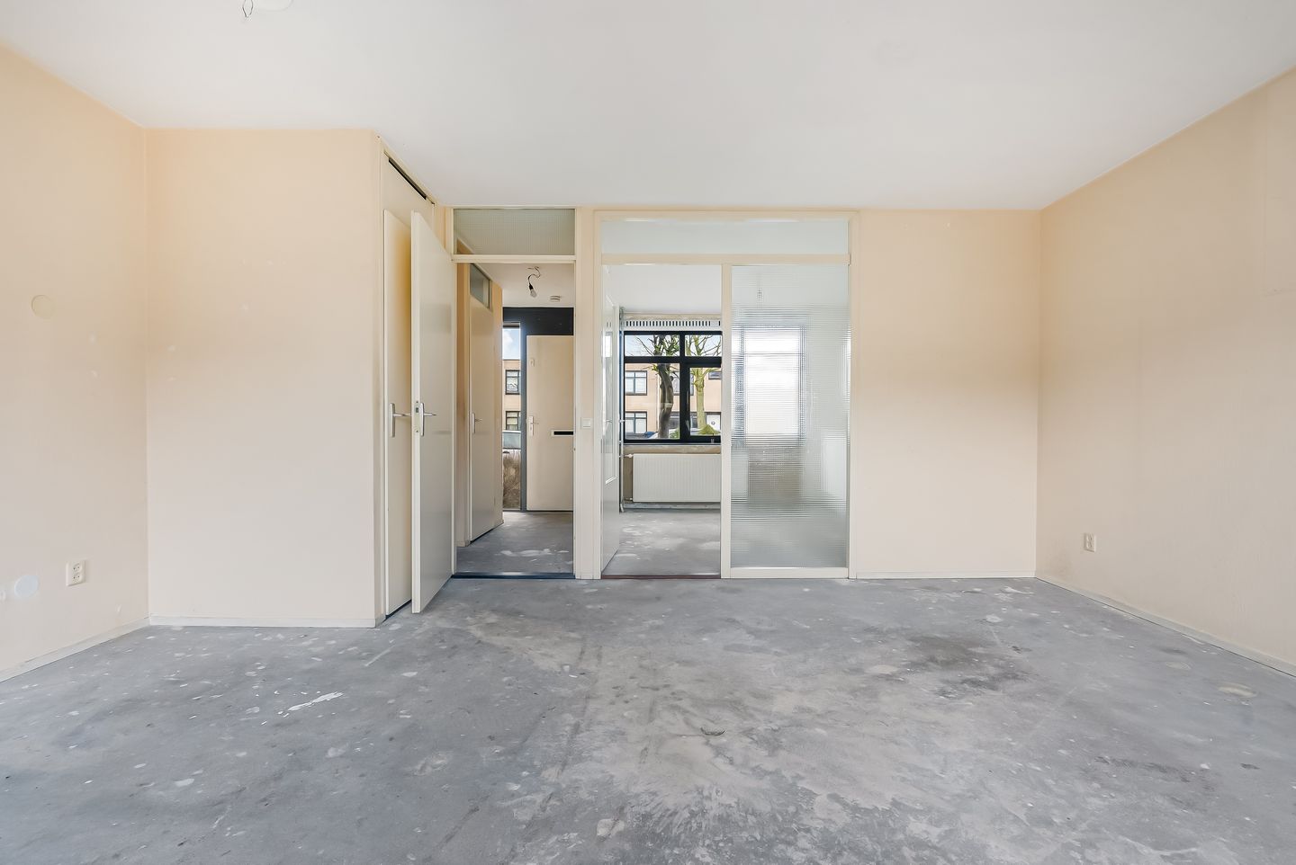 Photo 10 of Jacques Tatilaan 110