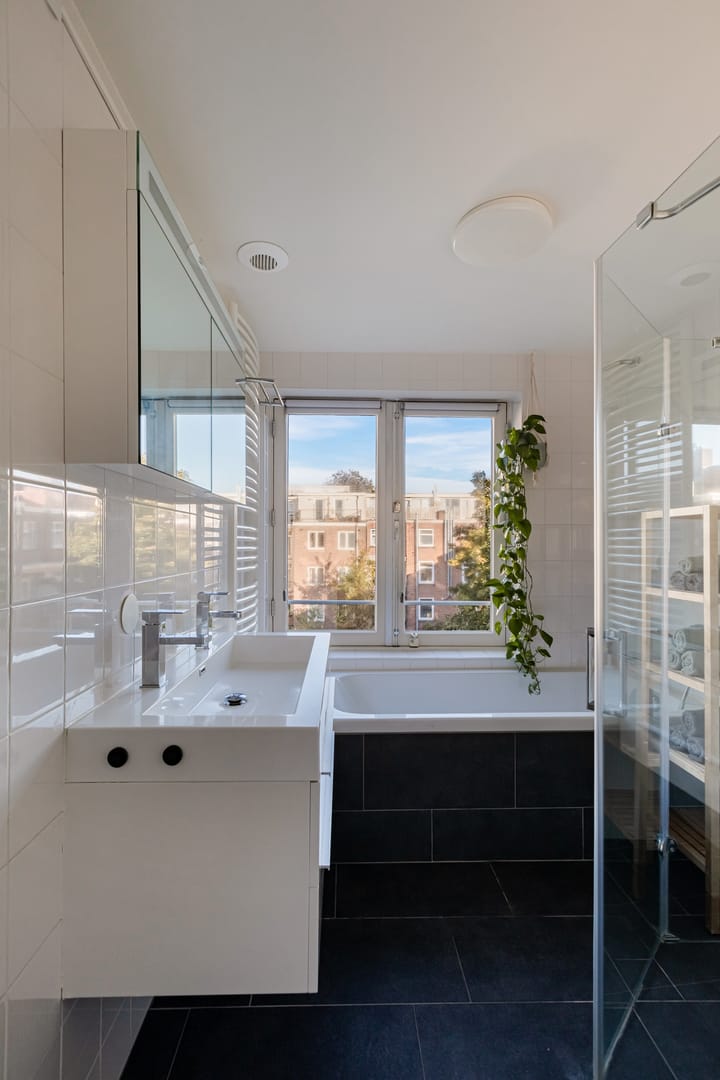 Foto 18 van Marowijnestraat 14-3