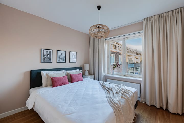 Foto 4 van Marowijnestraat 14-3