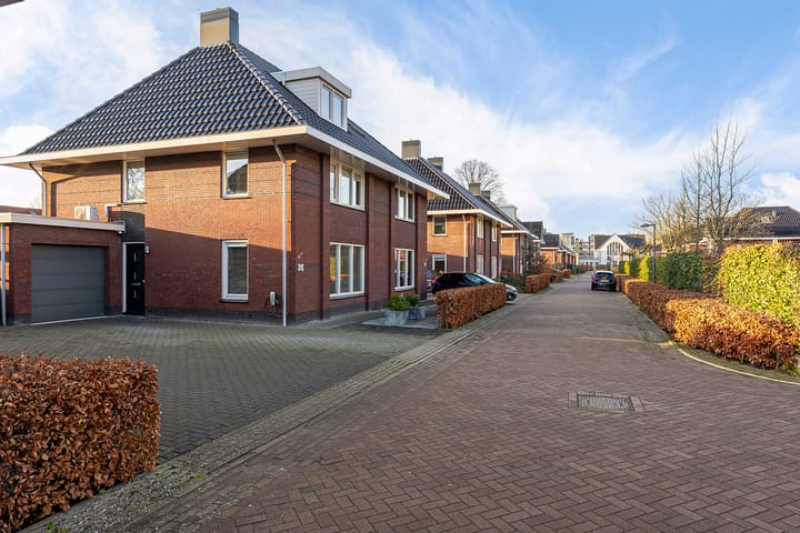 Foto 3 van Prof dr Cleveringastraat 36