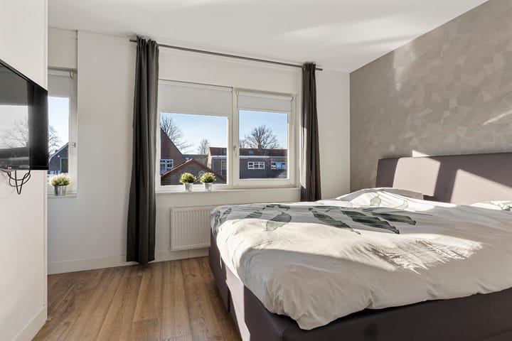 Foto 23 van Prof dr Cleveringastraat 36