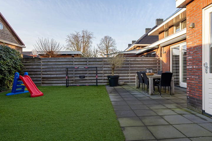 Foto 43 van Prof dr Cleveringastraat 36