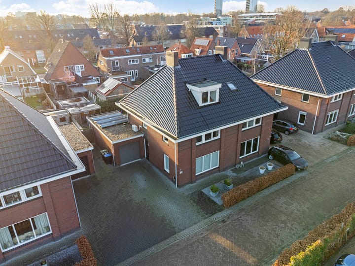 Foto 45 van Prof dr Cleveringastraat 36