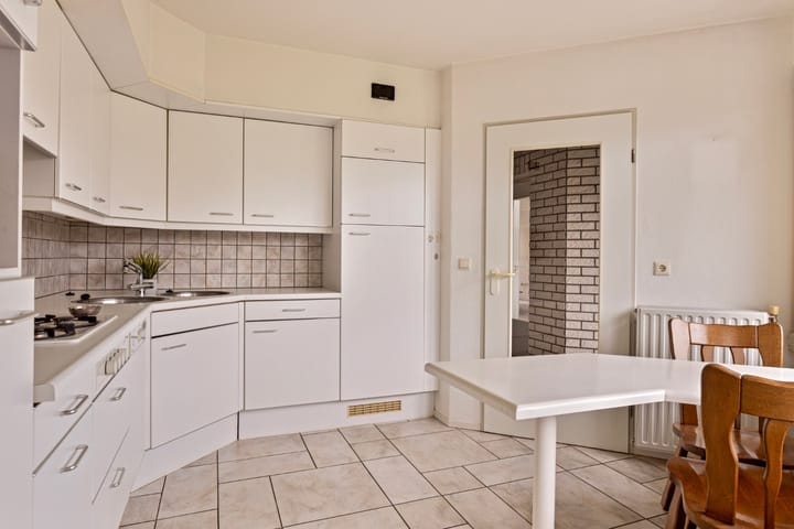 Foto 17 van Hoevenstraat 16