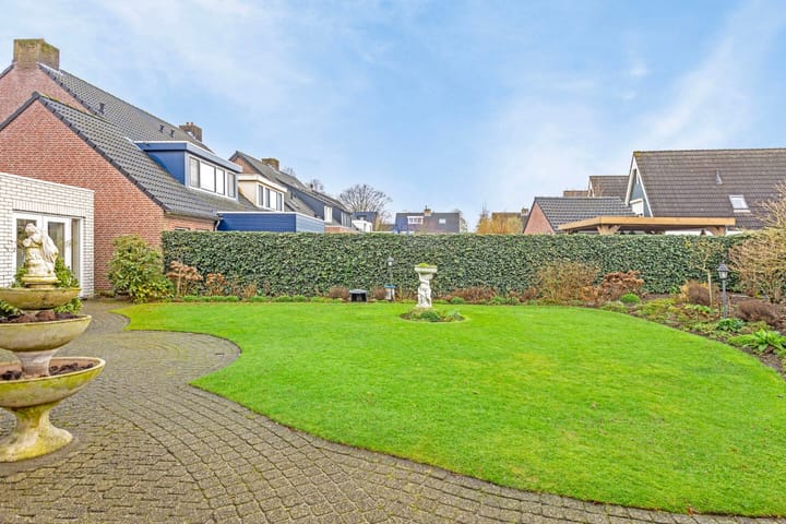 Foto 30 van Hoevenstraat 16