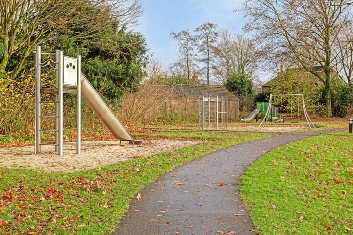 Foto 33 van Hoevenstraat 16