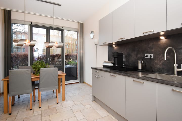 Foto 16 van Hoogeveenlaan 4-D