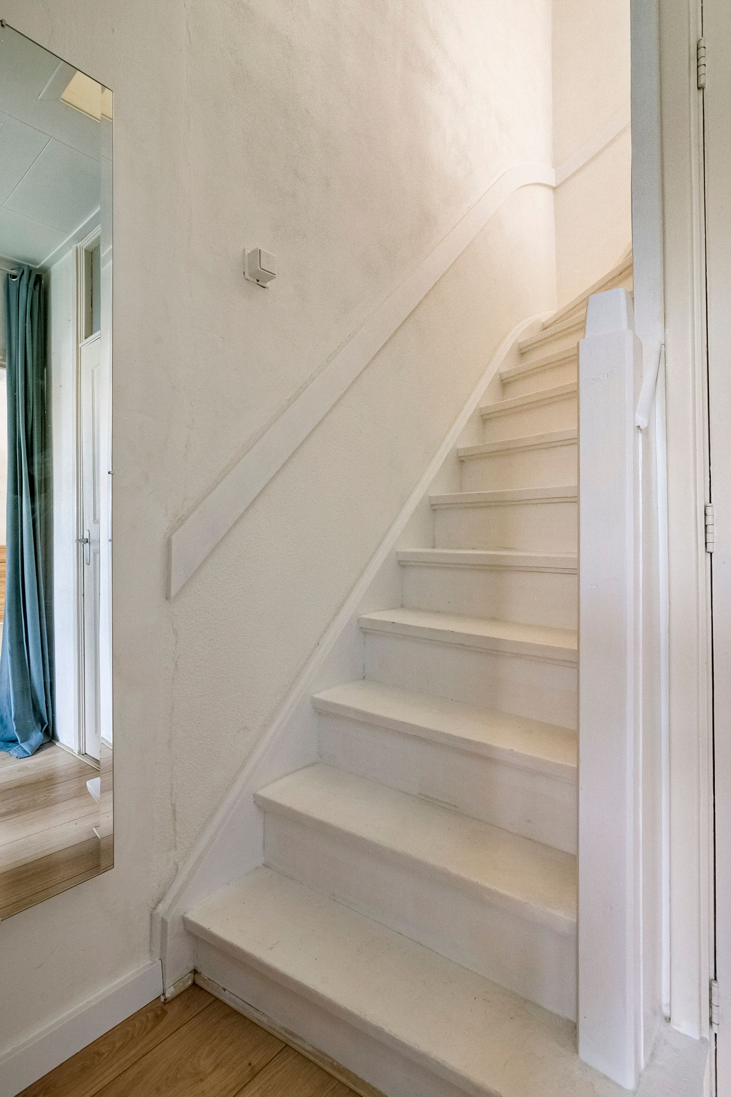 Foto 12 van van Heutszlaan 136-1