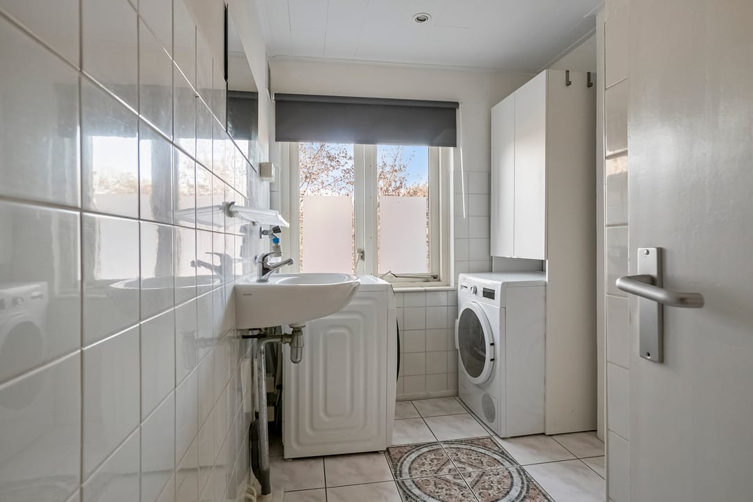 Foto 32 van van Heutszlaan 136-1