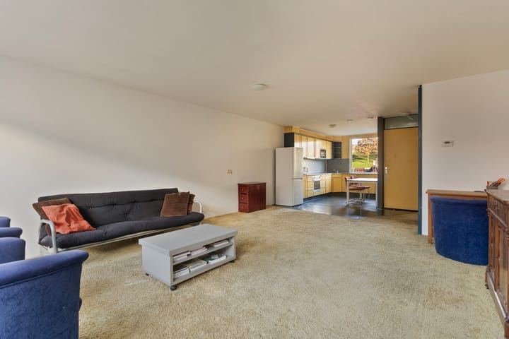 Photo 8 of Blauwdasstraat 41