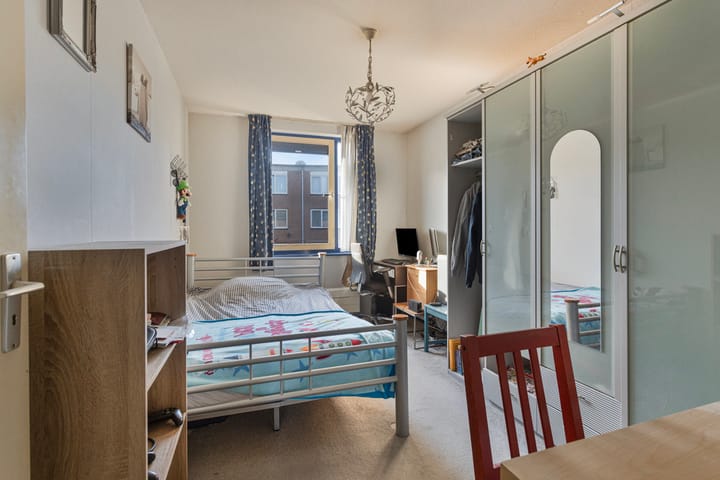 Photo 16 of Blauwdasstraat 41