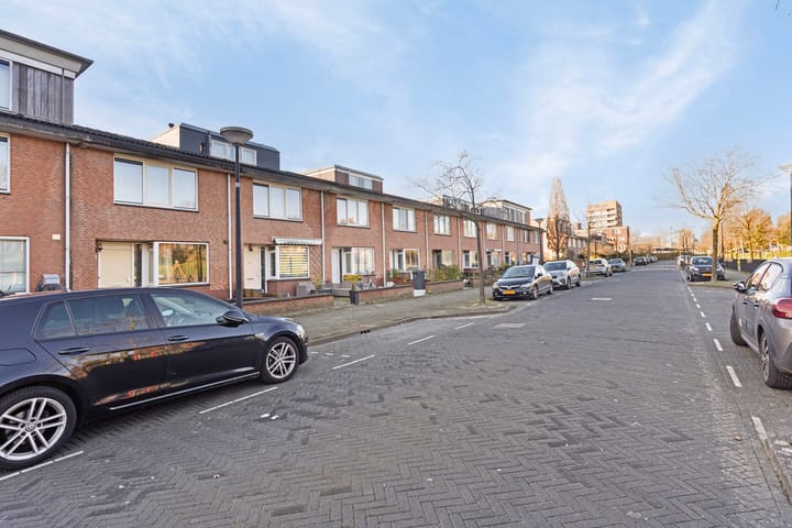 Photo 19 of Blauwdasstraat 41