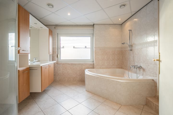 Foto 18 van Emmalaan 8