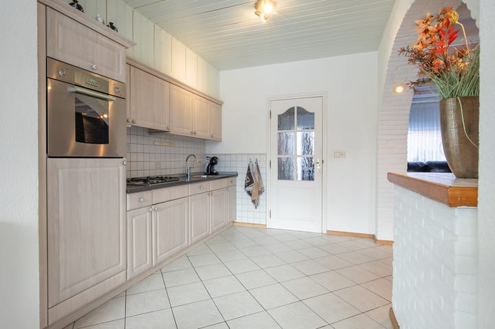 Foto 11 van Emmalaan 8