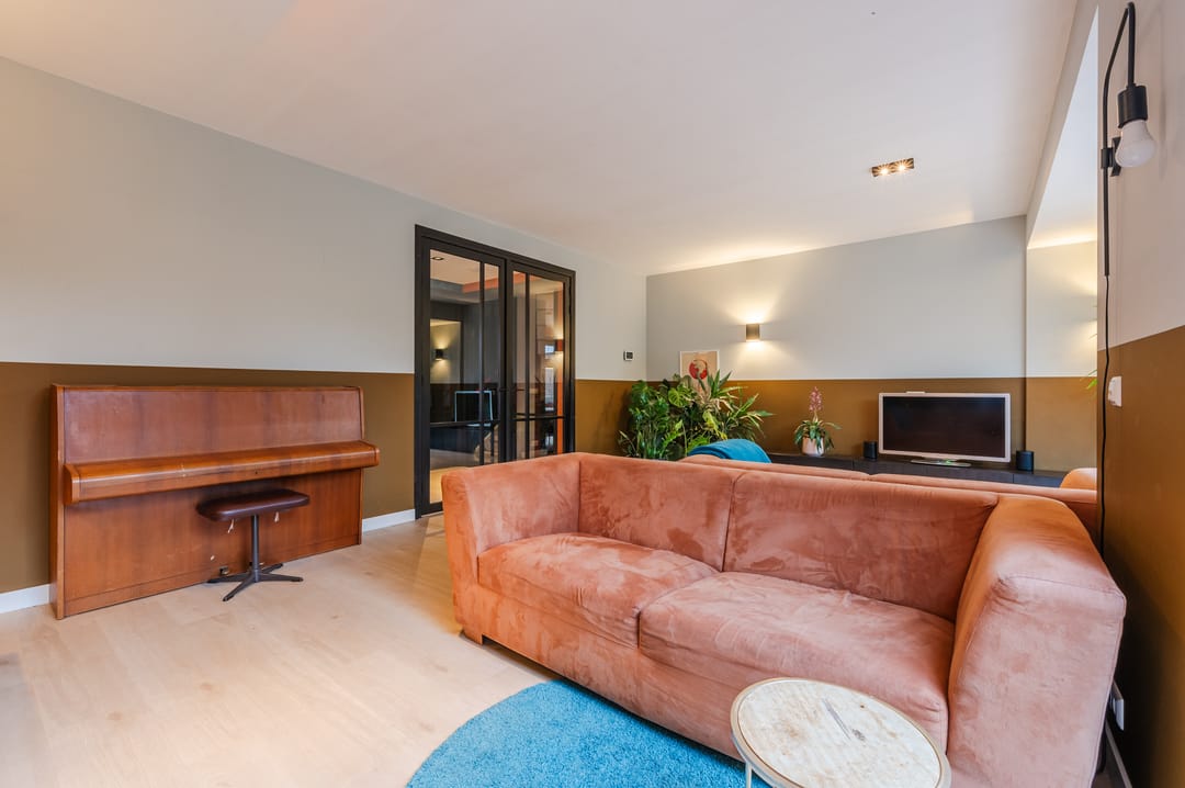 Foto 17 van von Sieboldstraat 6