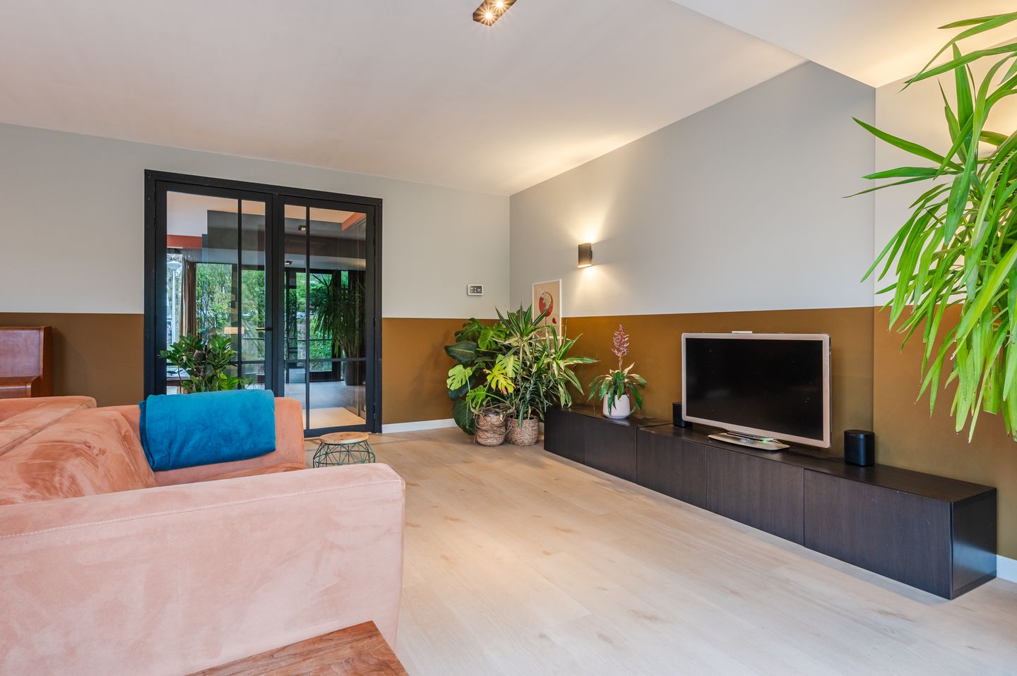 Foto 19 van von Sieboldstraat 6