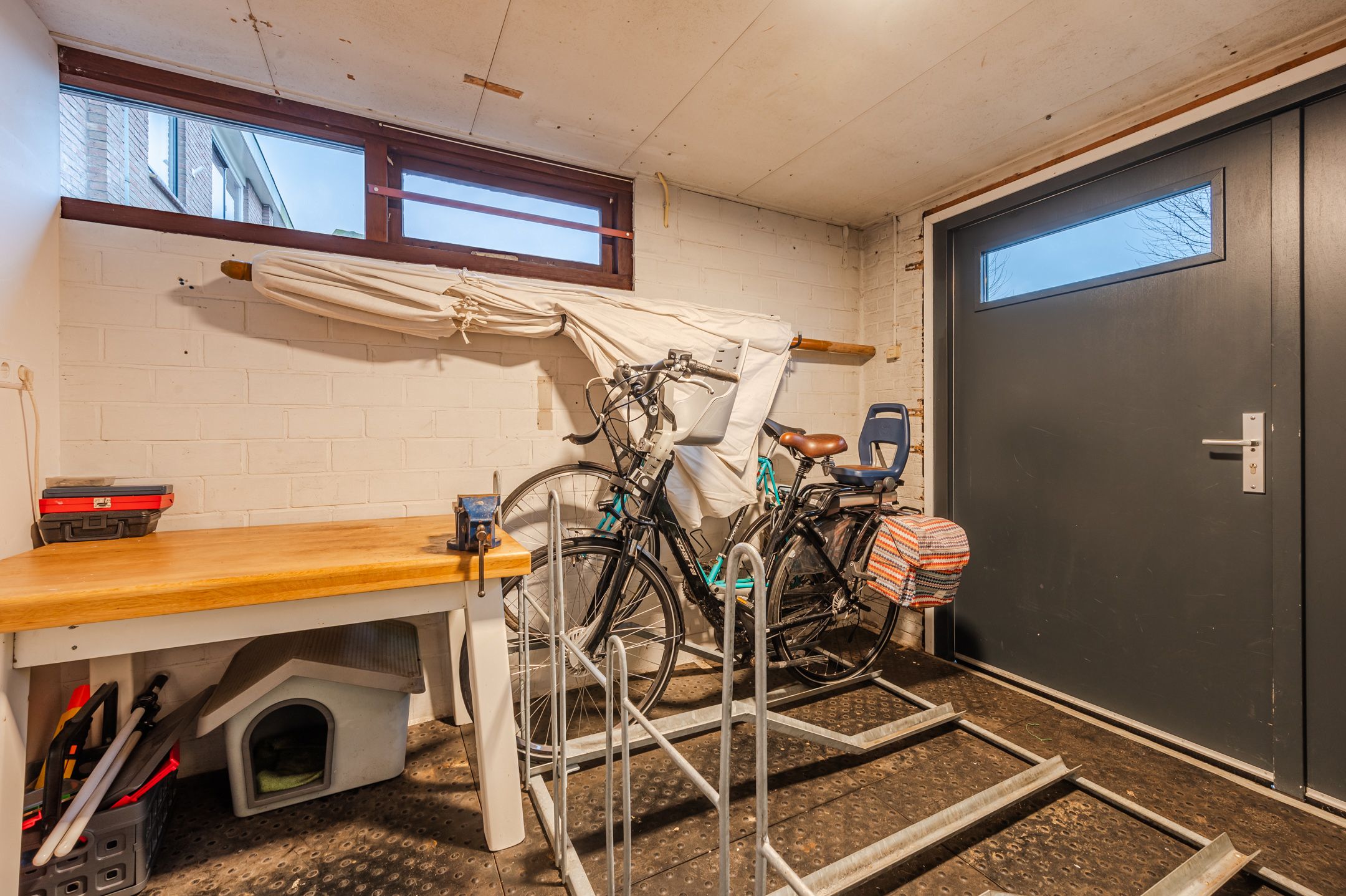 Foto 42 van von Sieboldstraat 6