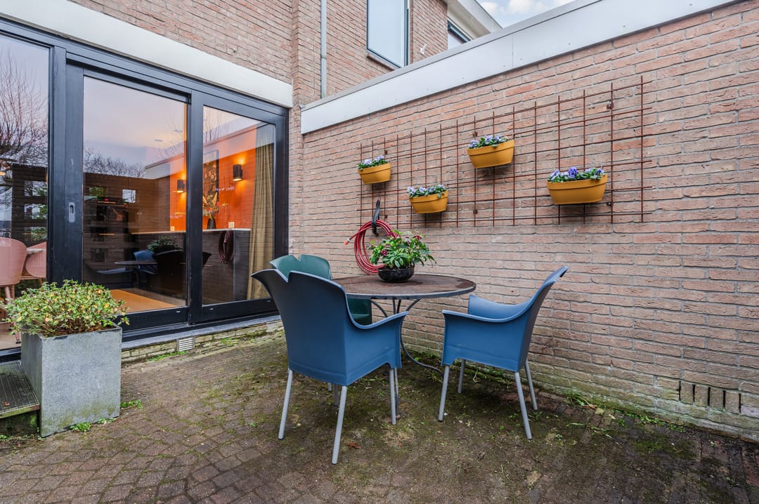 Foto 43 van von Sieboldstraat 6