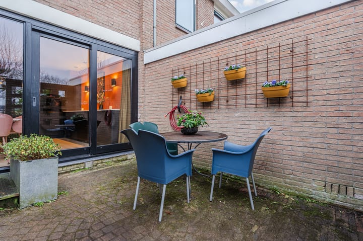 Foto 43 van von Sieboldstraat 6