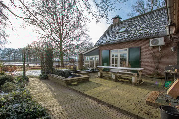 Foto 6 van Kleinhei 2