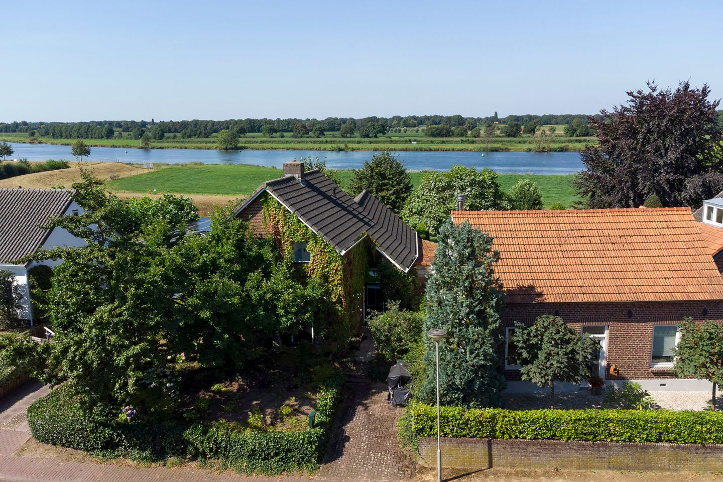 Foto 1 van Aijenseweg 34