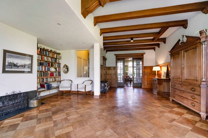 Foto 15 van Essenlaan 8