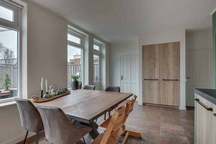 Foto 15 van Haarstraat 94