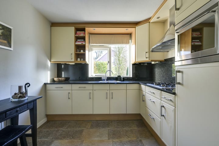 Foto 13 van van Bennekomweg 85