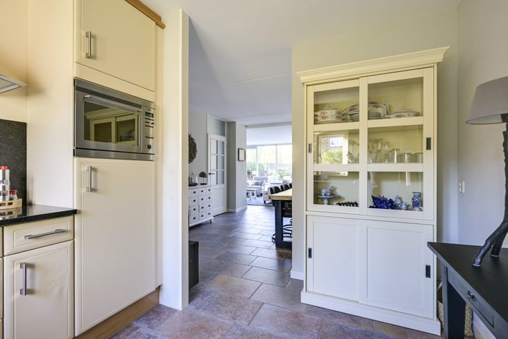 Foto 15 van van Bennekomweg 85