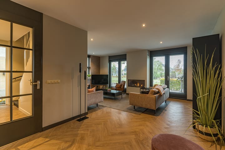 Foto 13 van Vogelwikke 42