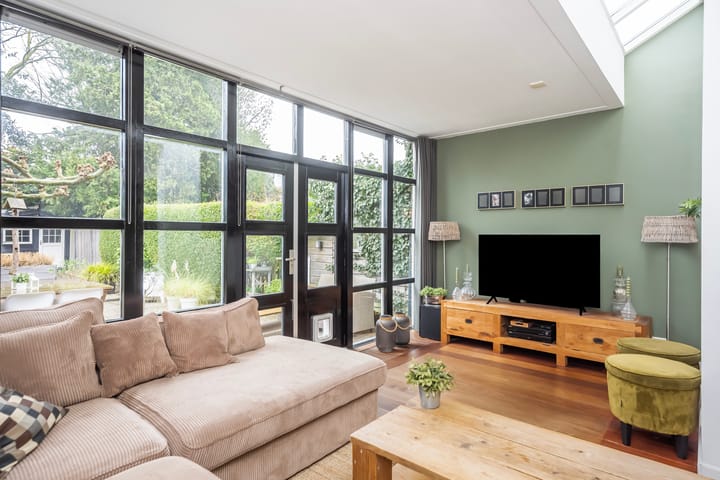 Foto 12 van Brederostraat 21