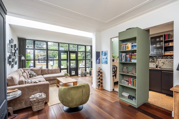 Foto 10 van Brederostraat 21