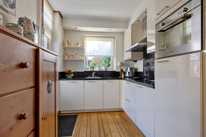 Foto 10 van Menno ter Braakstraat 1