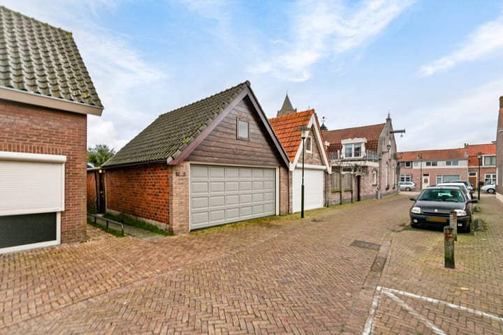 Photo 10 of Molenvlietsestraat 26