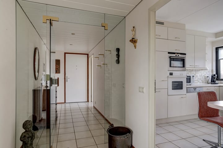 Foto 13 van Reviuslaan 48