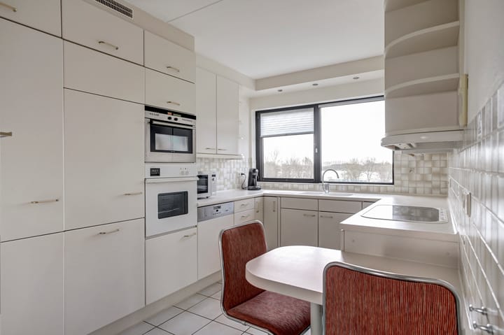 Foto 31 van Reviuslaan 48