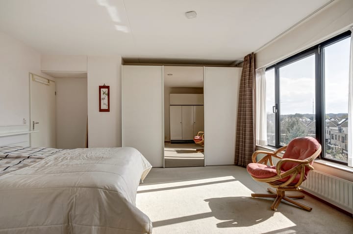 Foto 37 van Reviuslaan 48