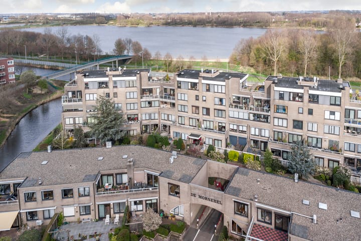 Foto 58 van Reviuslaan 48