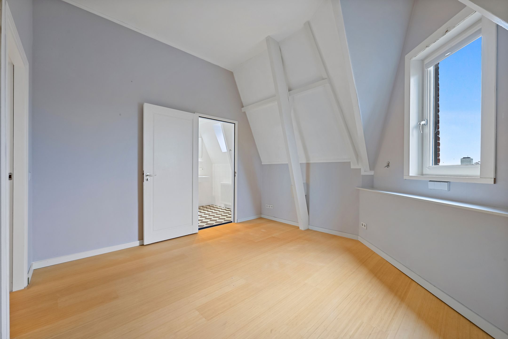 Foto 18 van Piet Heinplein 1-C