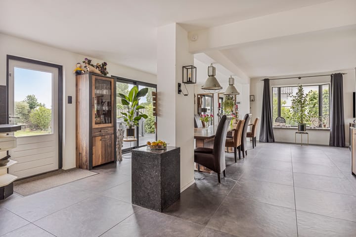 Foto 15 van Oeffeltseweg 5