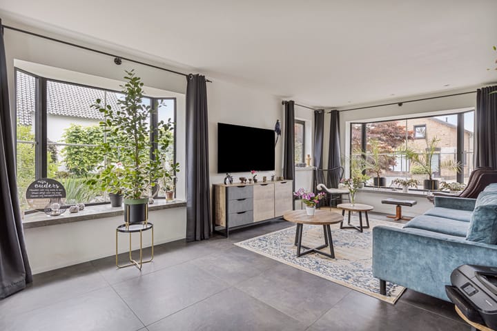 Foto 11 van Oeffeltseweg 5