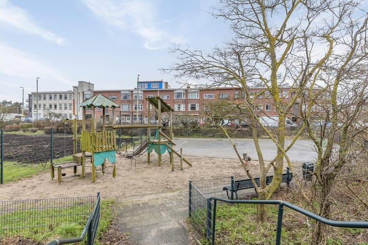 Foto 33 van Pluvierstraat 489