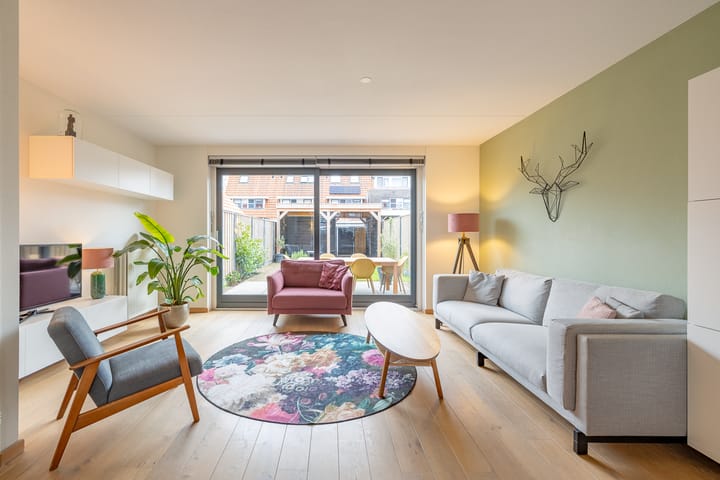 Foto 11 van Bessie Smithstraat 6