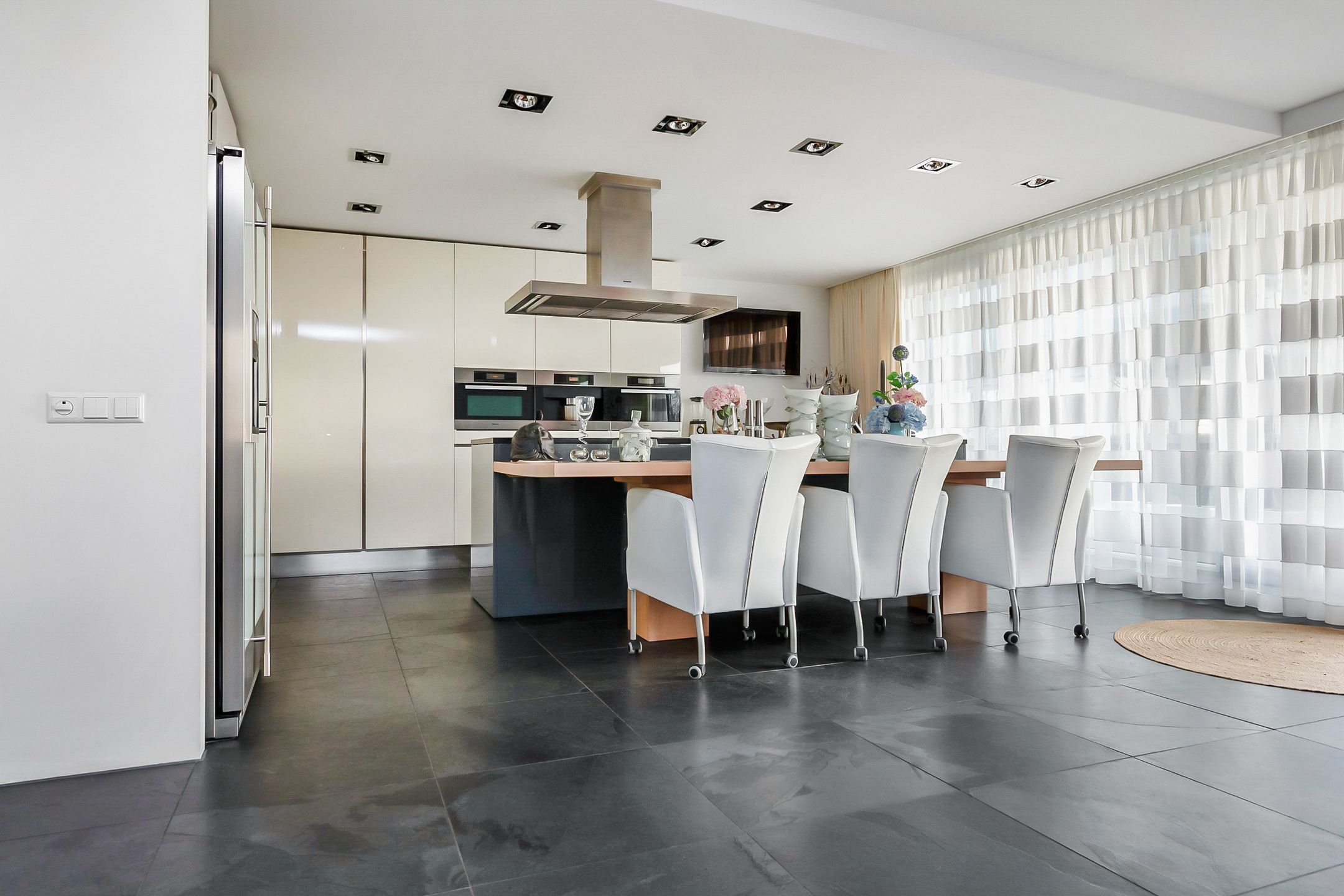 Foto 21 van Annie Romeinstraat 98