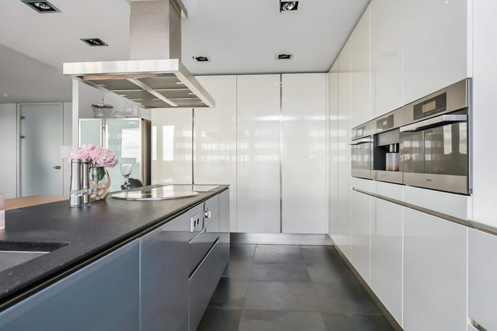 Photo 24 of Annie Romeinstraat 98