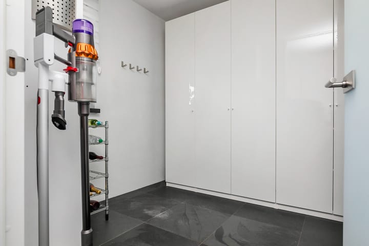 Photo 41 of Annie Romeinstraat 98