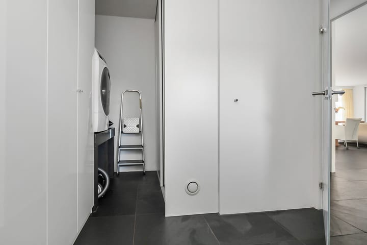 Photo 42 of Annie Romeinstraat 98