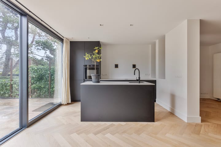 Foto 10 van Kamperfoeliestraat 15