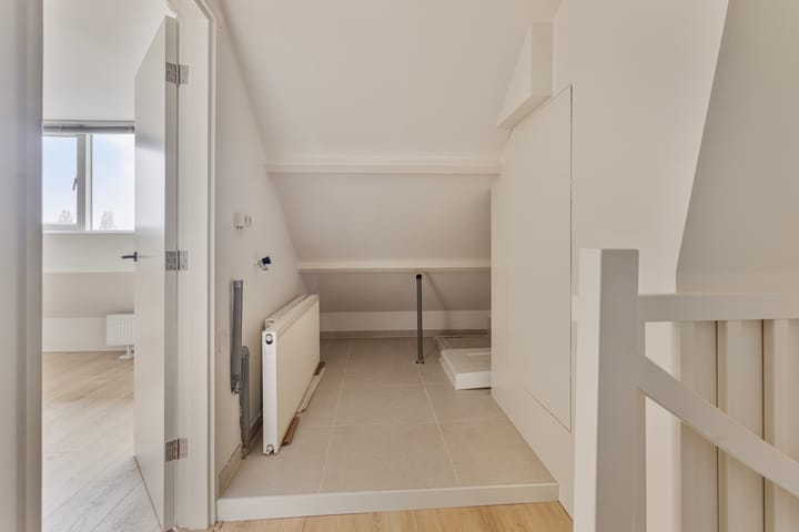 Foto 28 van Kamperfoeliestraat 15